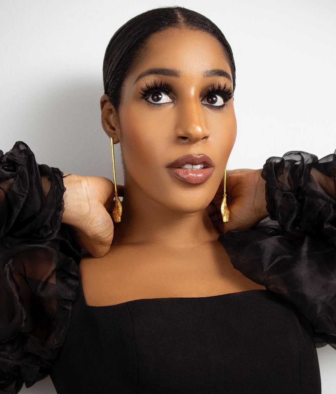 Nicole Chikwe Just Wore the Statement Earrings That Fashion People Can't Stop Talking About
