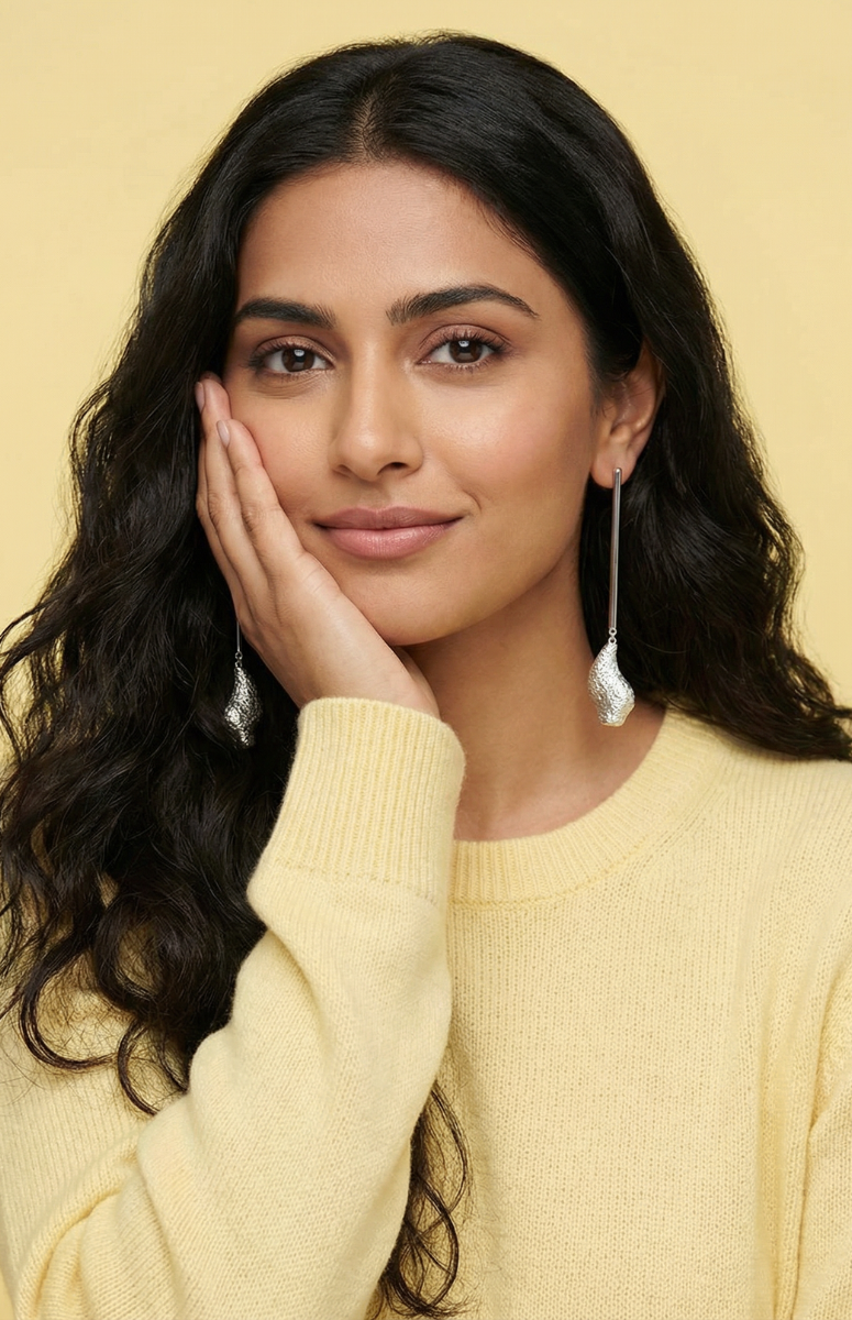 Silver KO x Idia Silhouette Bar Earrings